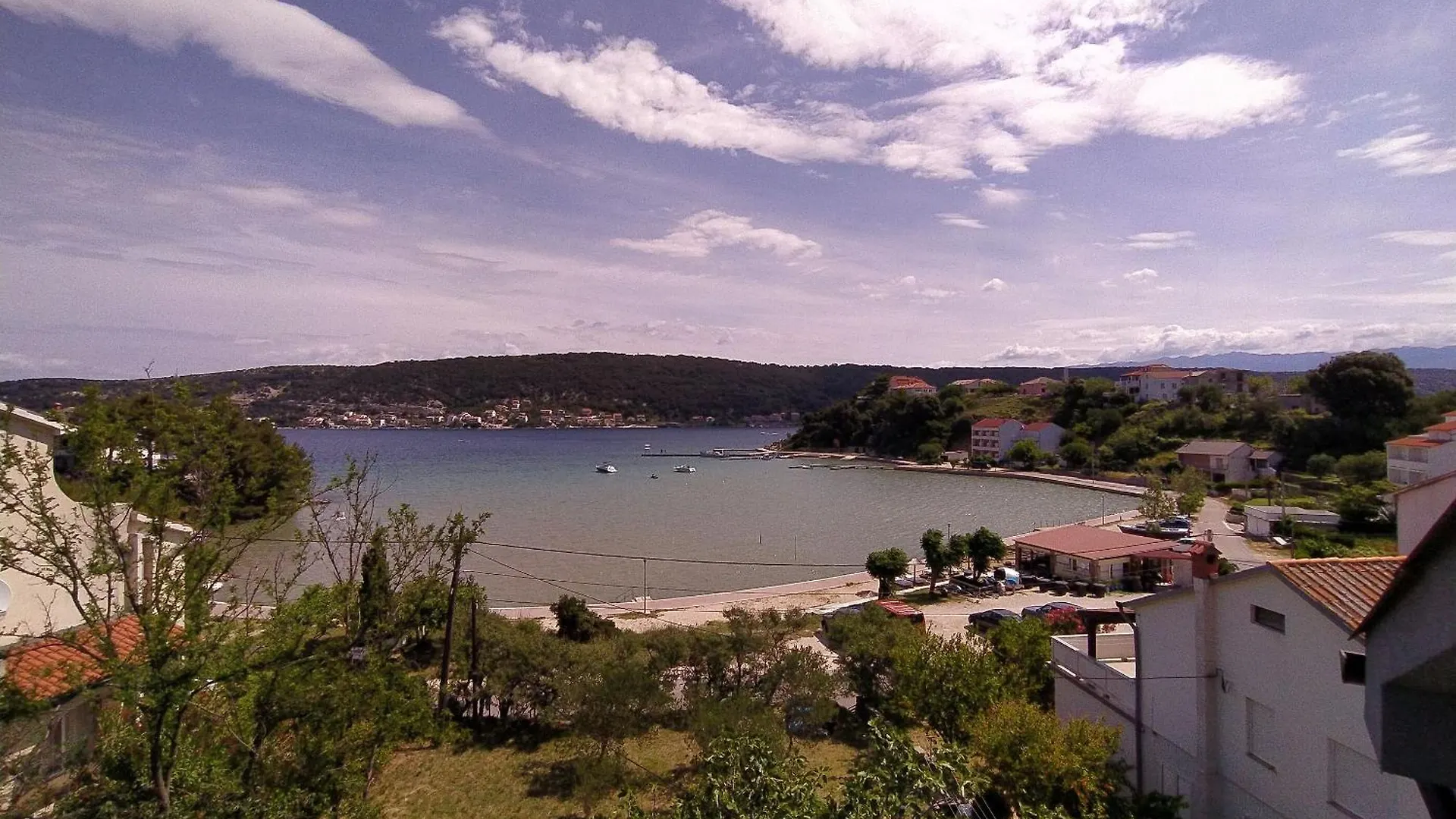 Apartments Mirjana T. Supetarska Draga 0*,  Croatia