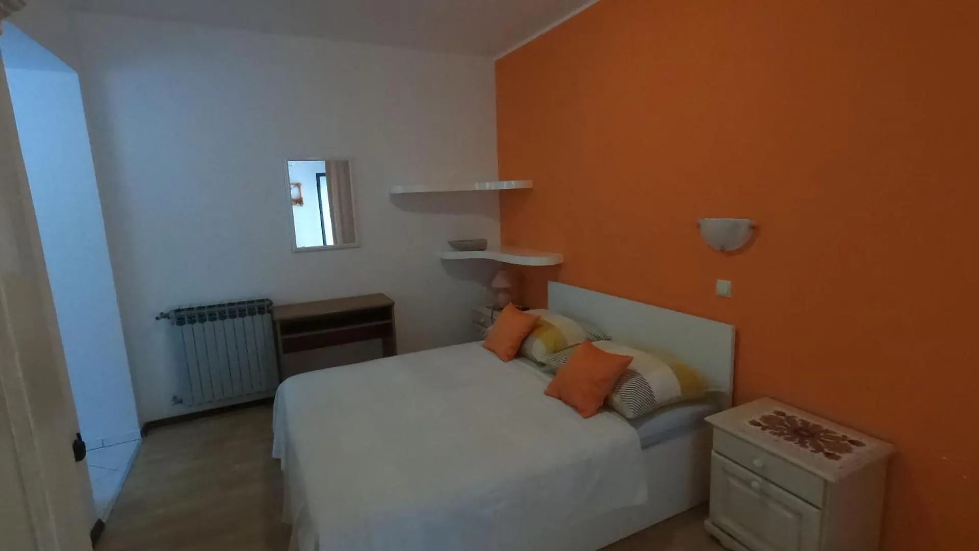 Apartments Mirjana T. Supetarska Draga 0*,