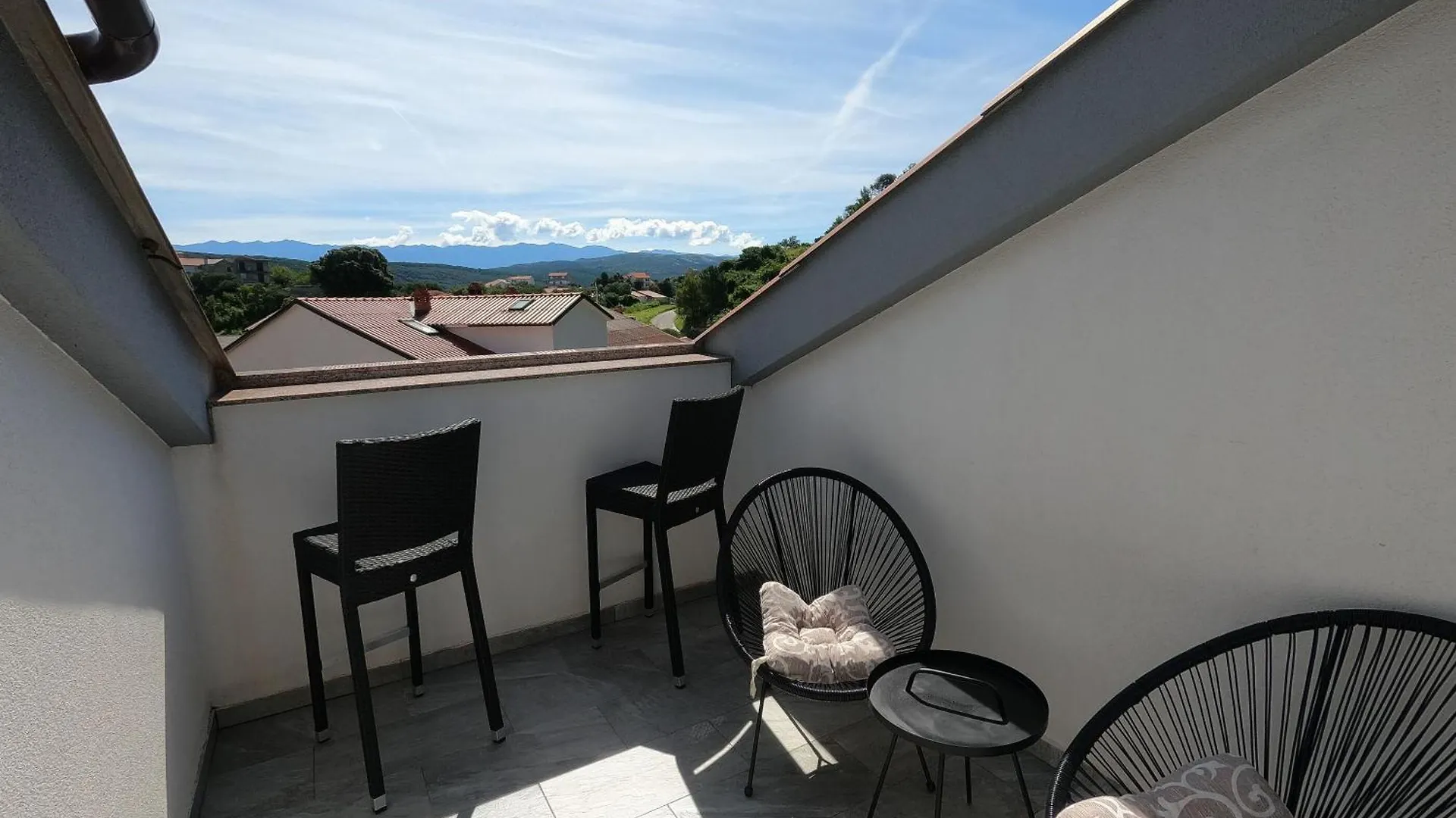 Apartments Mirjana T. Supetarska Draga Croatia