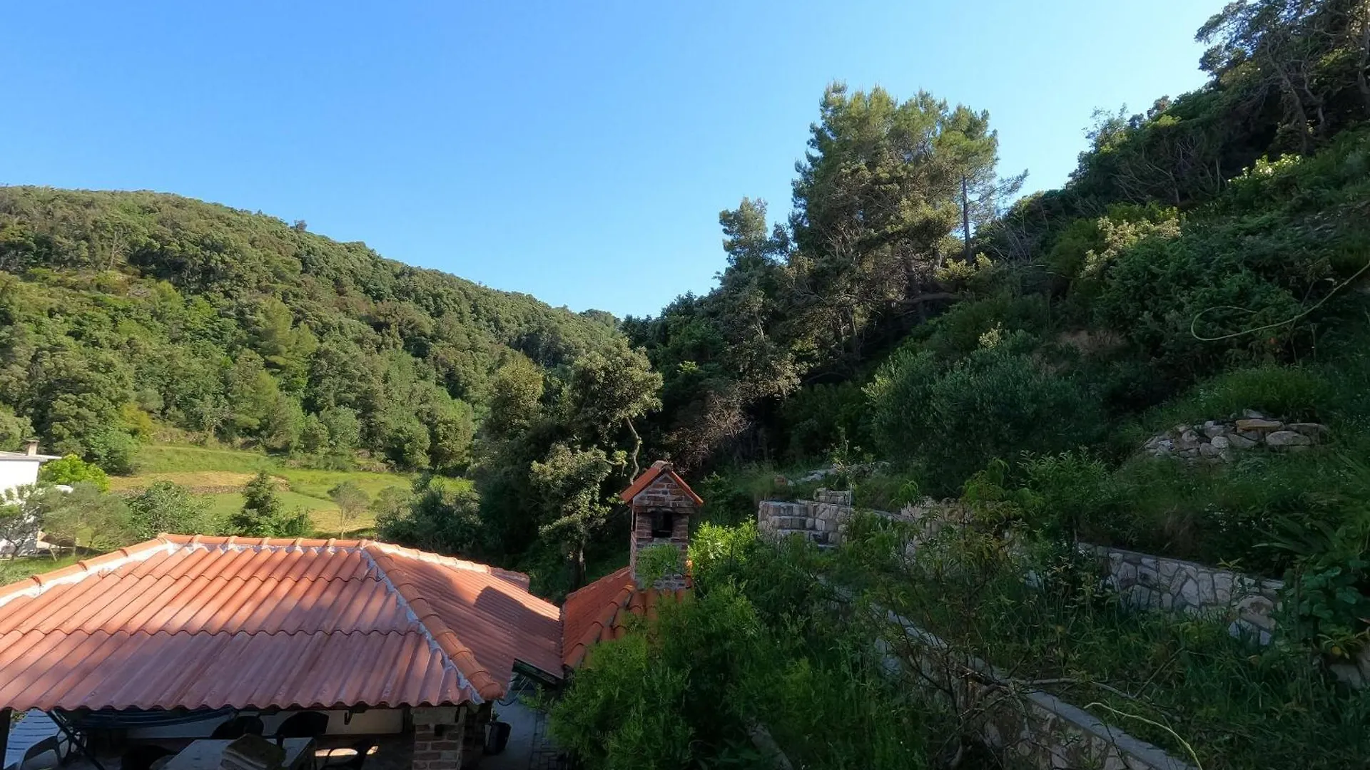 Apartments Mirjana T. Supetarska Draga 0*,  Croatia