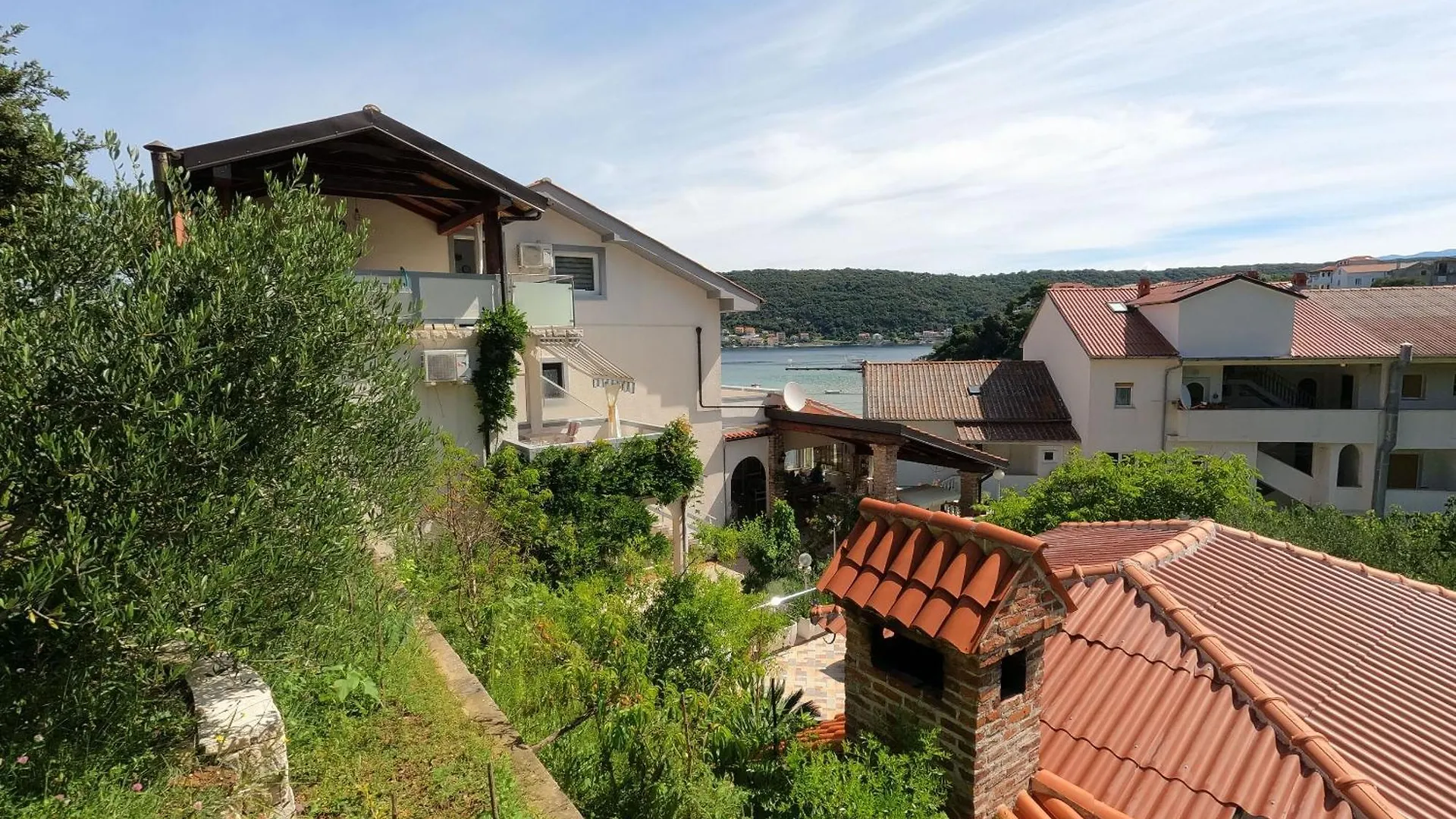 Apartments Mirjana T. Supetarska Draga